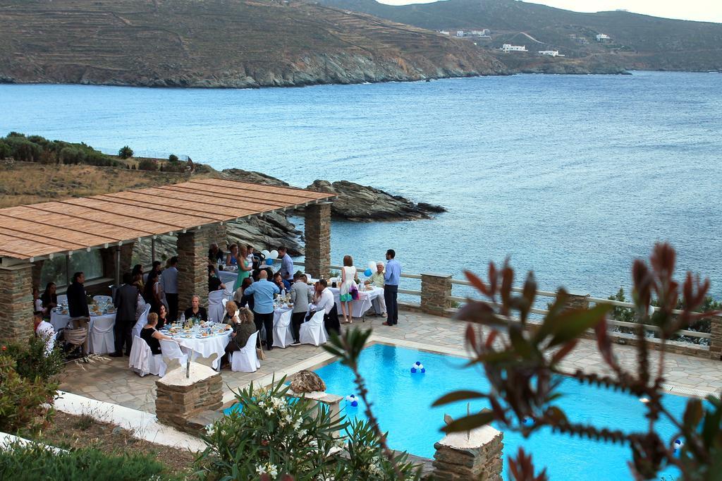 Aparthotel En Plo Agios Romanos Exterior foto