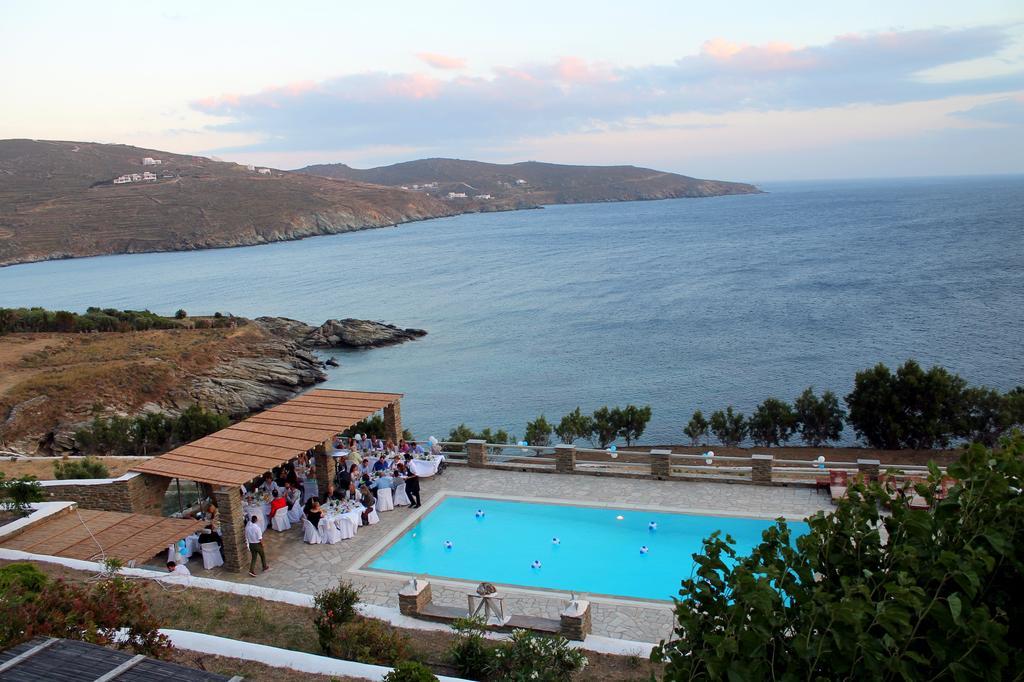 Aparthotel En Plo Agios Romanos Exterior foto